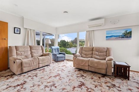 Photo of property in 5 Adams Place, Te Kamo, Whangarei, 0112