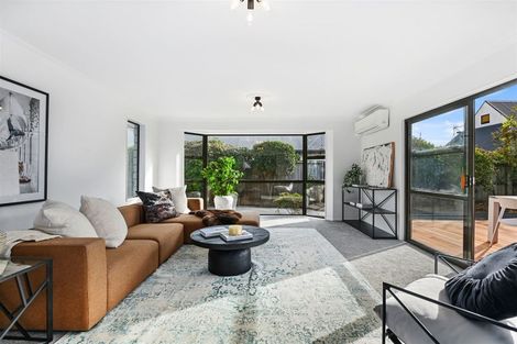 Photo of property in 57 Regency Crescent, Redwood, Christchurch, 8051