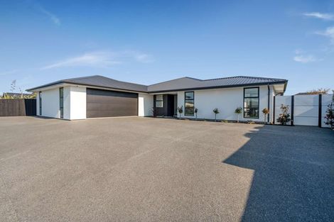 Photo of property in 54 The Esplanade, Pegasus, 7612