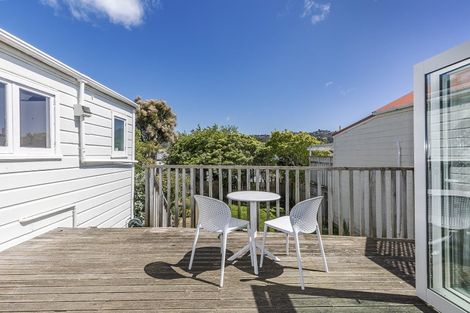 Photo of property in 10 Hiropi Street, Newtown, Wellington, 6021