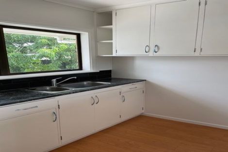 Photo of property in 1 Sunburst Street, Papakura, 2110