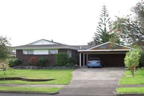 Photo of property in 29 Jillteresa Crescent, Half Moon Bay, Auckland, 2012
