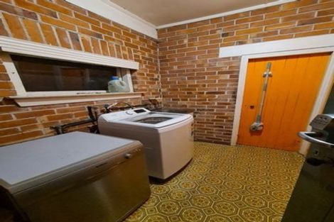 Photo of property in 38 Avenue Road, West End, Timaru, 7910