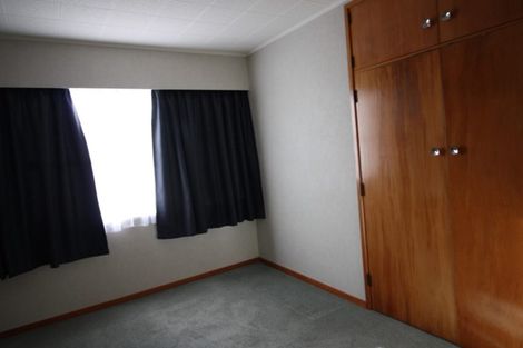 Photo of property in 43 Elmira Avenue, Hokowhitu, Palmerston North, 4410