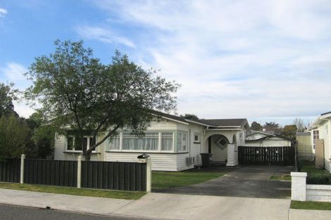 Photo of property in 913 Heathcote Avenue, Mayfair, Hastings, 4122