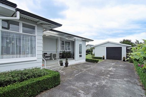 Photo of property in 19 Fisher Place, Carterton, 5713
