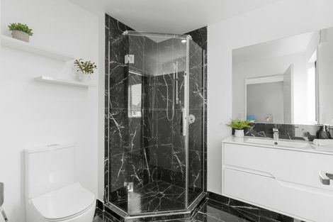 Photo of property in 37d Centennial Avenue, Riccarton, Christchurch, 8041