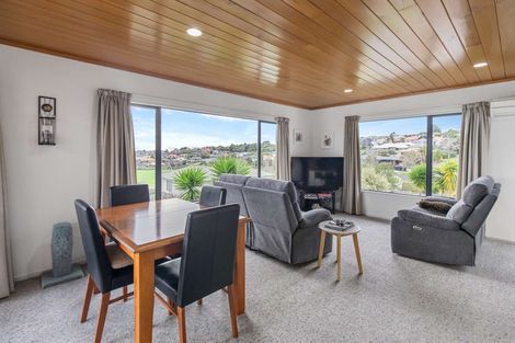 Photo of property in 4 Pampas Place, Western Heights, Hamilton, 3200