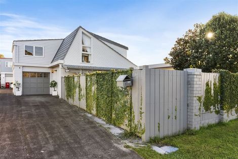 Photo of property in 52a Hatton Road, Orewa, 0931