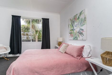 Photo of property in 8 Mill Street, Milton, 9220