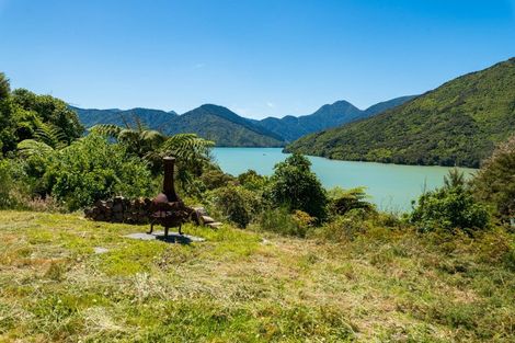 Photo of property in 32 Tepuia Heights, Havelock, 7281