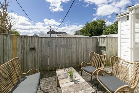 Photo of property in 21 Wilson Street, Newtown, Wellington, 6021