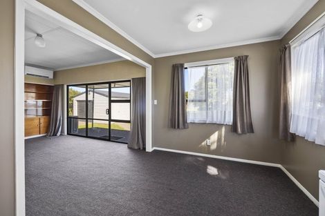 Photo of property in 59 Turuturu Road, Hawera, 4610