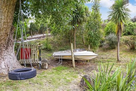 Photo of property in 16 Kaiwaka Road, Waiuku, 2123
