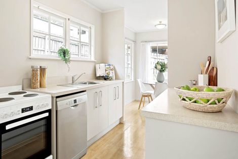 Photo of property in 1/63 Langana Avenue, Browns Bay, Auckland, 0630