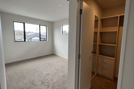 Photo of property in 11 Carberry Lane, Pinehill, Auckland, 0632