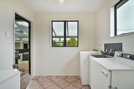 Photo of property in 402 Lumsden Road, Akina, Hastings, 4122