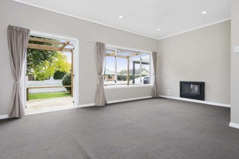 Photo of property in 1 Clare Street, Cambridge, 3434