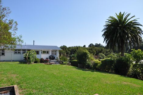 Photo of property in 39 Honore Drive, Linton, Palmerston North, 4472