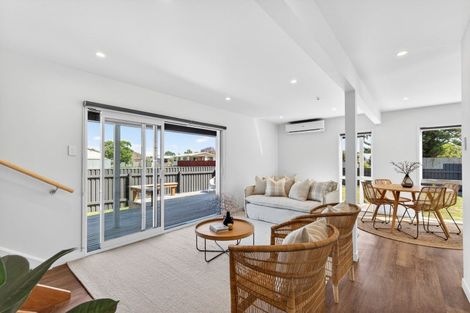 Photo of property in 7 Wilkie Place, Greenmeadows, Napier, 4112