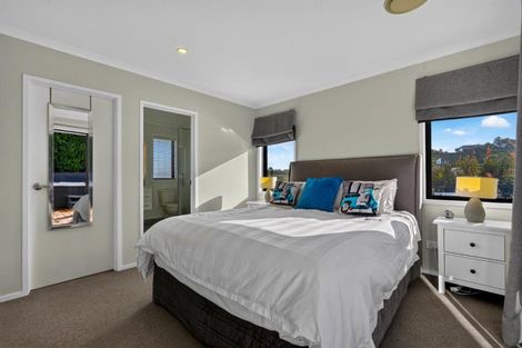 Photo of property in 40 Boocock Crescent, Orewa, 0931