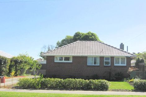 Photo of property in 20 Isleworth Road, Bishopdale, Christchurch, 8053