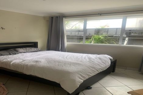 Photo of property in 2/171 Marine Parade, Mount Maunganui, 3116