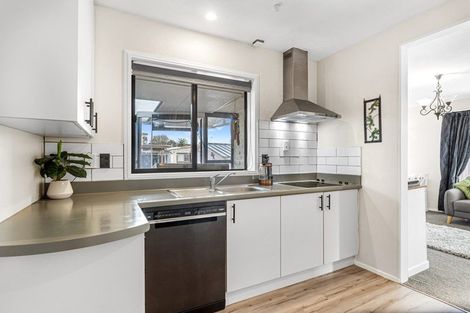 Photo of property in 31 Vardon Crescent, Shirley, Christchurch, 8061