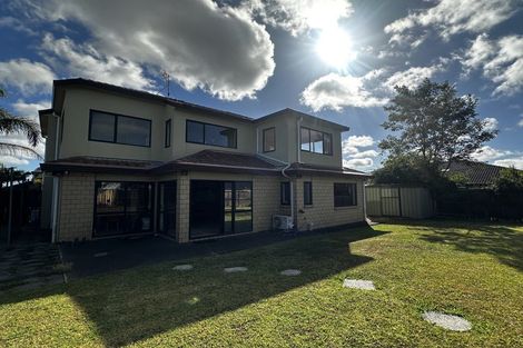 Photo of property in 49 Lilybank Crescent, East Tamaki, Auckland, 2013