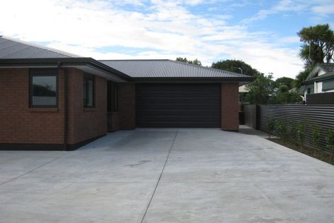 Photo of property in 702 Pioneer Highway, Takaro, Palmerston North, 4412