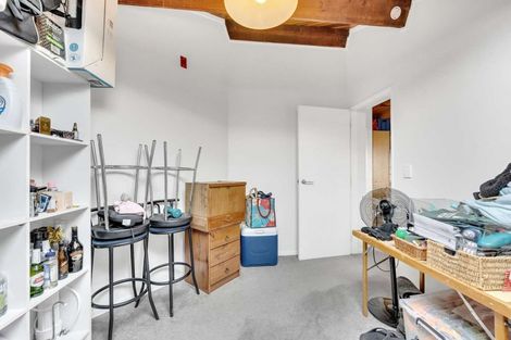 Photo of property in Metro Apartments, 21/220 Thorndon Quay, Pipitea, Wellington, 6011