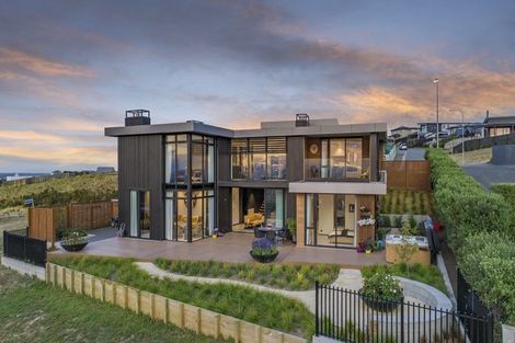 Photo of property in 130 Penruddock Rise, Westmorland, Christchurch, 8025