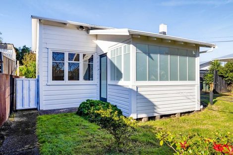 Photo of property in 35 Victoria Street, Patea, 4520