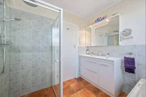 Photo of property in 3 Glenroy Crescent, Springlands, Blenheim, 7201