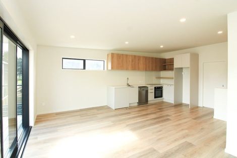 Photo of property in 19-19a The Strand, Wainuiomata, Lower Hutt, 5014