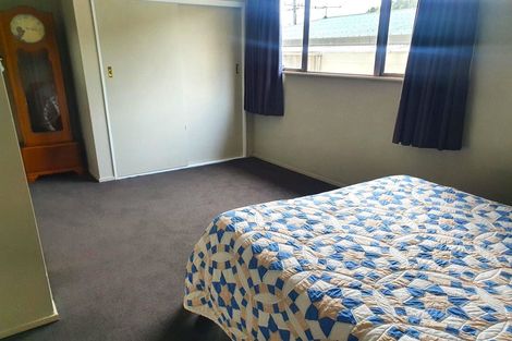 Photo of property in 73 Devon Street, Picton, 7220