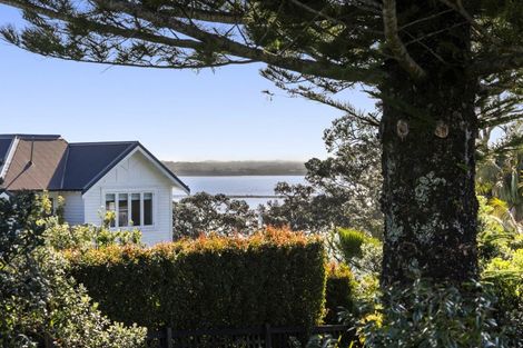 Photo of property in 2/245 Jervois Road, Herne Bay, Auckland, 1011