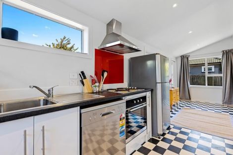 Photo of property in 2 Marlborough Street, Phillipstown, Christchurch, 8011