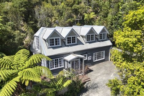 Photo of property in 128 Manuka Street, Stokes Valley, Lower Hutt, 5019