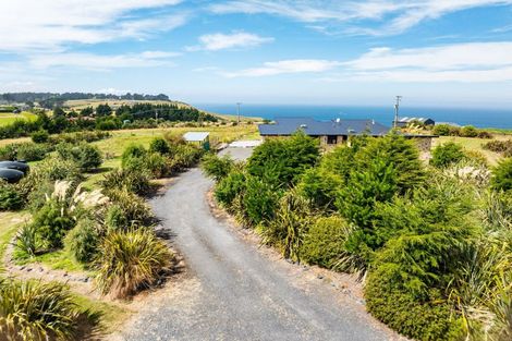 Photo of property in 25 Tunnel Beach Road, Blackhead, Dunedin, 9076