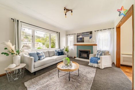 Photo of property in 7 Tawhai Street, Stokes Valley, Lower Hutt, 5019