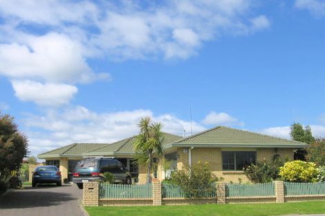 Photo of property in 43 Lotus Avenue, Mount Maunganui, 3116