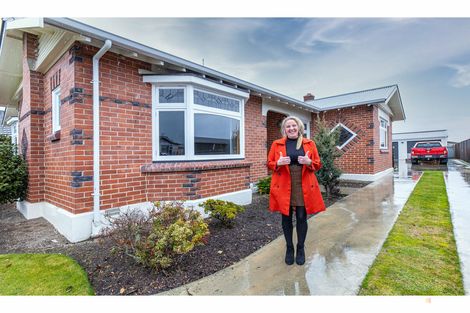 Photo of property in 208 Otipua Road, West End, Timaru, 7910