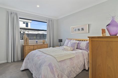 Photo of property in 7 Ashwood Grove, Omokoroa, 3114