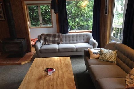 Photo of property in 30a Mackinnon Terrace, Sunshine Bay, Queenstown, 9300