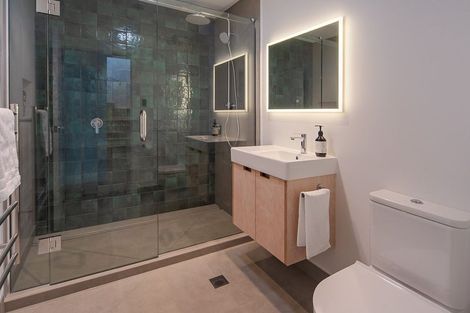 Photo of property in 9d Church Road, Taradale, Napier, 4112