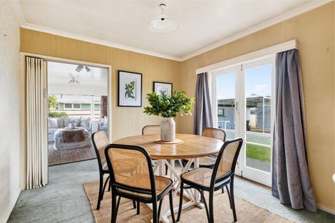 Photo of property in 8 Keats Avenue, Onekawa, Napier, 4110