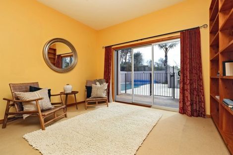 Photo of property in 100 Tironui Drive, Taradale, Napier, 4112