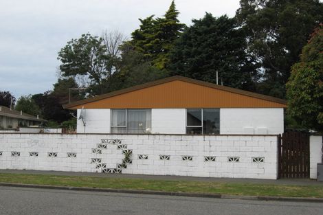 Photo of property in 32a Kawau Crescent, Bromley, Christchurch, 8062