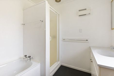 Photo of property in 16 Oregon Drive, Kelvin Heights, Queenstown, 9300